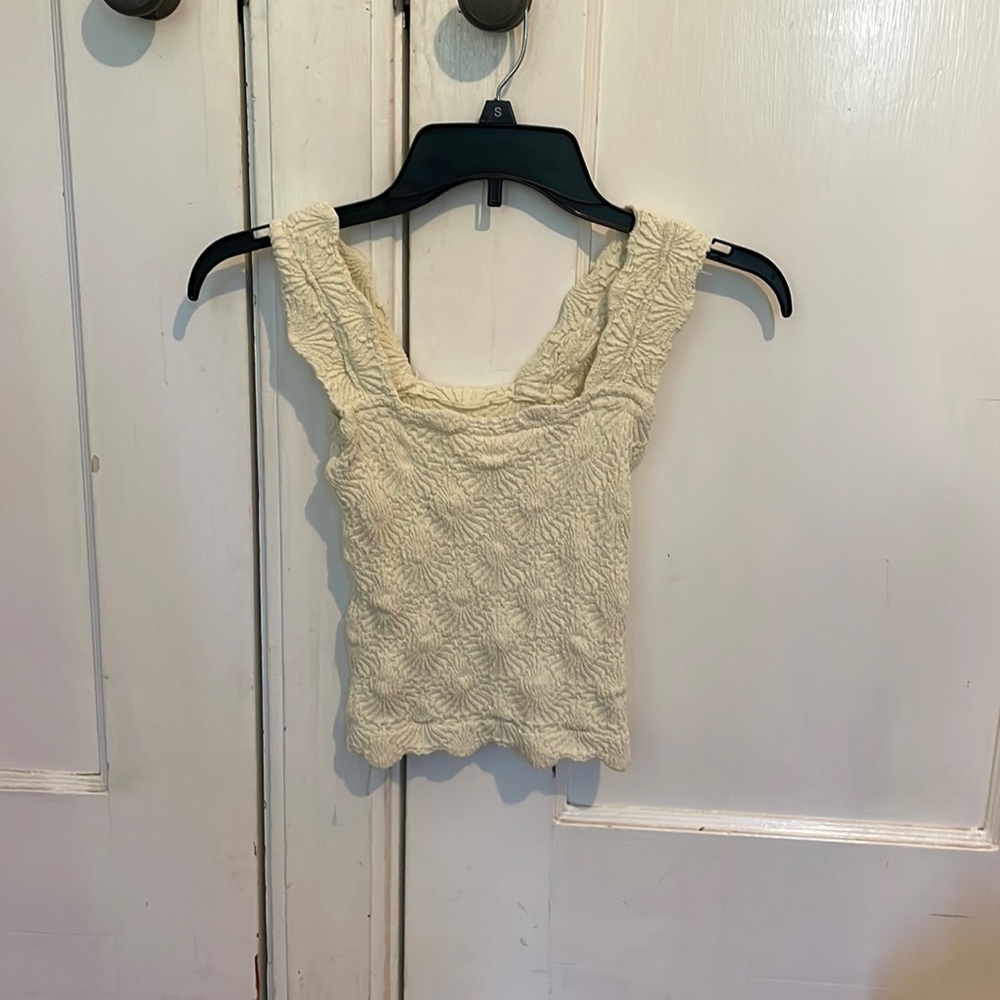 Tank top very comfortable and stretch fitting tank top.